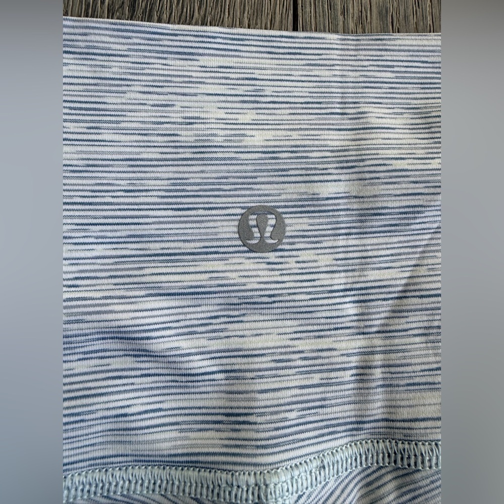 Lululemon Wunder Under HR Tight in Wee Are From Space Sheer Blue Chambray Size 4 - Picture 3 of 6